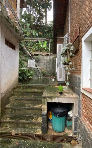Casa de condomínio à venda com 167m², 3 quartos e 4 vagas Casa de condomínio à venda com 167m², 3 quartos e 4 vagasQuintal