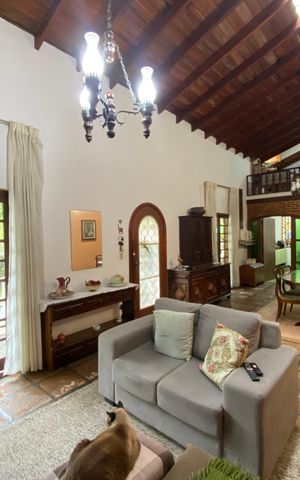 Casa de condomínio à venda com 167m², 3 quartos e 4 vagas Casa de condomínio à venda com 167m², 3 quartos e 4 vagasSala