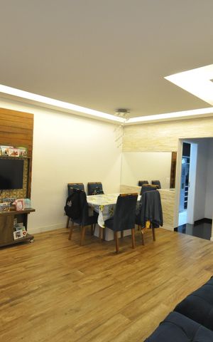 Casa de condomínio à venda com 177m², 3 quartos e 2 vagasSala