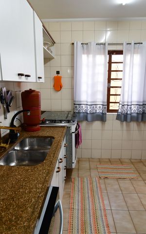 Casa à venda com 183m², 3 quartos e 3 vagasCozinha