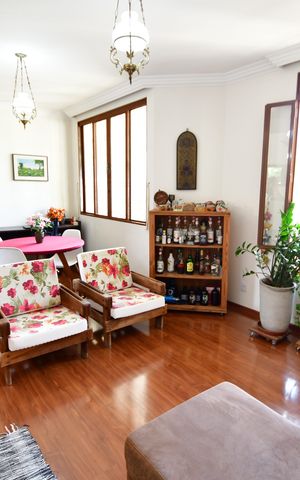 Casa à venda com 183m², 3 quartos e 3 vagasSala