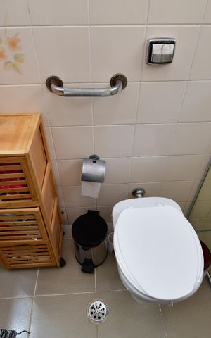 Casa à venda com 183m², 3 quartos e 3 vagasBanheiro Social