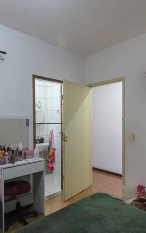 Casa à venda com 125m², 3 quartos e 2 vagas Casa à venda com 125m², 3 quartos e 2 vagasSuite