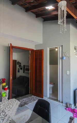 Casa à venda com 125m², 3 quartos e 2 vagas Casa à venda com 125m², 3 quartos e 2 vagasVaranda da Sala