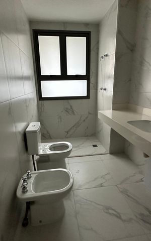 Apartamento à venda com 175m², 3 quartos e 3 vagas Apartamento à venda com 175m², 3 quartos e 3 vagasBanheiro da Suíte 3