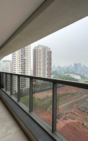 Apartamento à venda com 175m², 3 quartos e 3 vagas Apartamento à venda com 175m², 3 quartos e 3 vagasVaranda da Sala