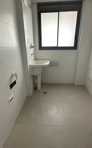 Apartamento à venda com 175m², 3 quartos e 3 vagas Apartamento à venda com 175m², 3 quartos e 3 vagasÁrea de Serviço