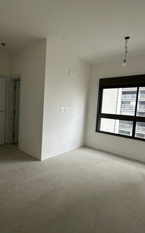 Apartamento à venda com 175m², 3 quartos e 3 vagas Apartamento à venda com 175m², 3 quartos e 3 vagasSuíte 3