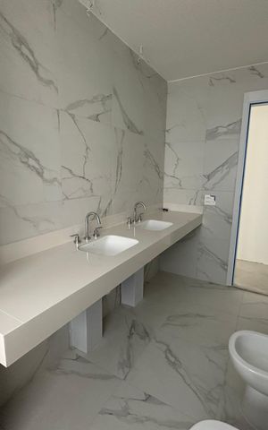 Apartamento à venda com 175m², 3 quartos e 3 vagas Apartamento à venda com 175m², 3 quartos e 3 vagasBanheiro da Suíte 3
