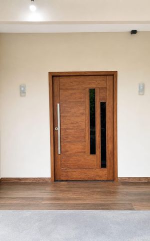Casa para alugar com 192m², 4 quartos e 4 vagas Casa para alugar com 192m², 4 quartos e 4 vagasEntrada