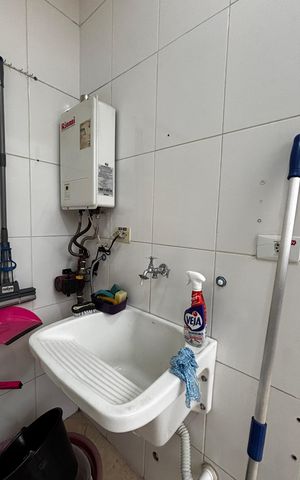 Casa à venda com 180m², 3 quartos e 4 vagas Casa à venda com 180m², 3 quartos e 4 vagasÁrea de Serviço
