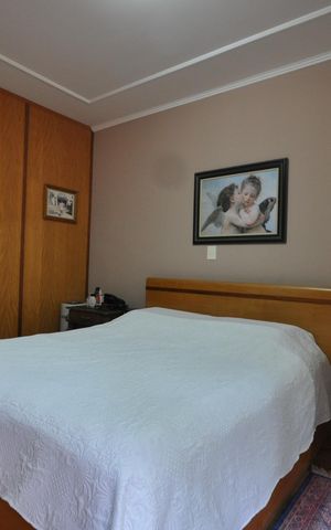 Casa de condomínio à venda com 320m², 4 quartos e 4 vagasSuíte Master