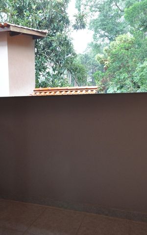 Casa de condomínio à venda com 320m², 4 quartos e 4 vagasSacada da Suíte 2