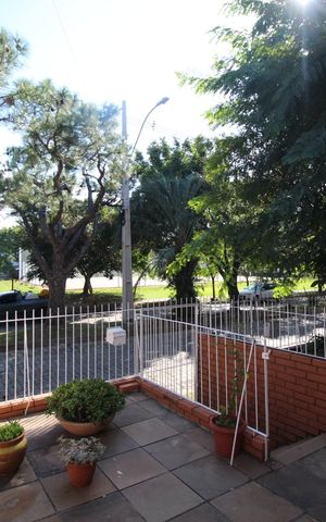 Casa de condomínio à venda com 126m², 3 quartos e 2 vagasQuintal