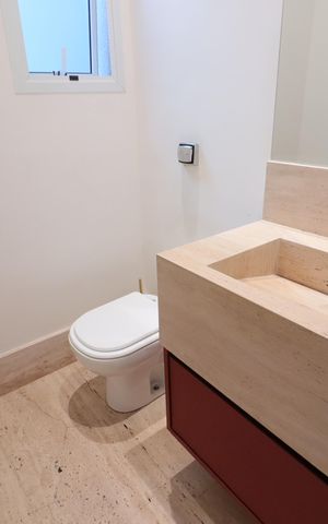 Casa de condomínio à venda com 750m², 4 quartos e 8 vagasLavabo escritório