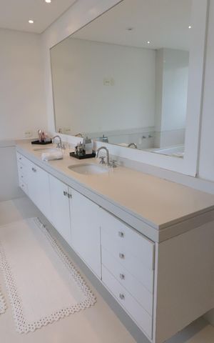 Casa de condomínio à venda com 750m², 4 quartos e 8 vagasBanheiro da Suíte 1