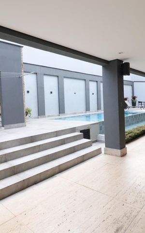 Casa de condomínio à venda com 750m², 4 quartos e 8 vagasChurrasqueira