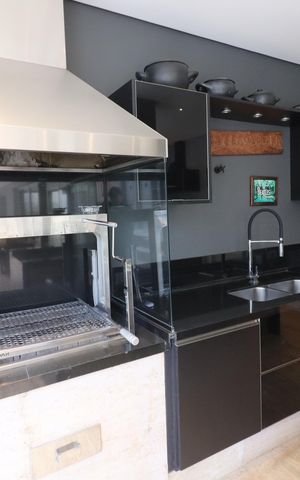 Casa de condomínio à venda com 750m², 4 quartos e 8 vagasChurrasqueira