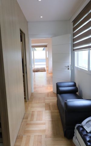 Casa de condomínio à venda com 750m², 4 quartos e 8 vagasCloset da suíte 1
