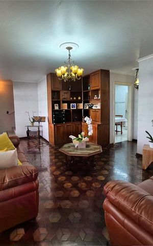 Casa à venda com 150m², 3 quartos e 3 vagas