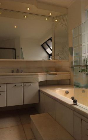 Apartamento para alugar com 300m², 4 quartos e 4 vagas