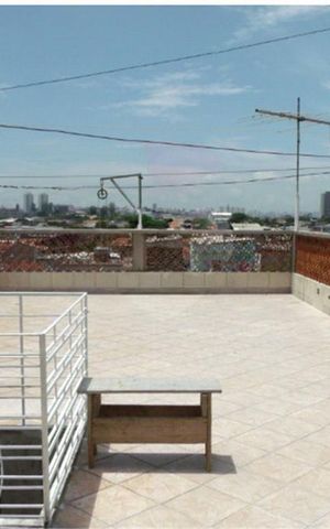 Casa à venda com 277m², 4 quartos e 2 vagas