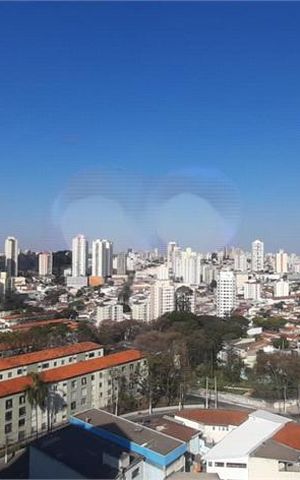 Apartamento à venda com 68m², 2 quartos e 1 vaga