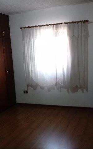 Casa à venda com 250m², 3 quartos e 2 vagas