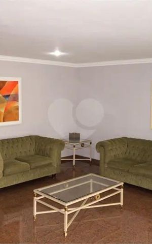 Apartamento à venda com 68m², 2 quartos e 1 vaga