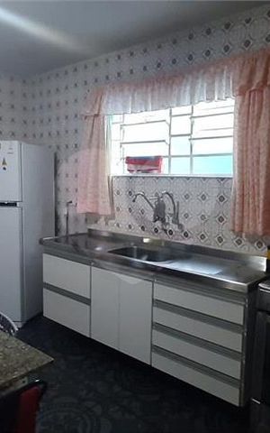 Casa à venda com 193m², 4 quartos e 2 vagas