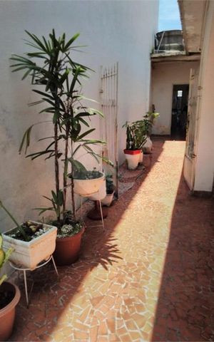 Casa à venda com 90m², 2 quartos e 2 vagas