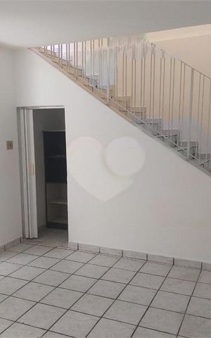 Casa à venda com 150m², 2 quartos e 2 vagas