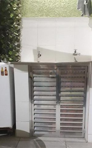 Casa à venda com 80m², 2 quartos e 2 vagas
