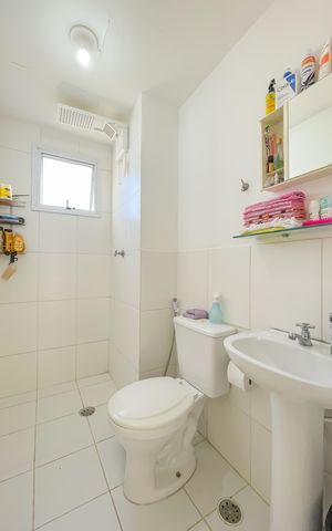 Apartamento à venda com 47m², 2 quartos e 1 vaga Apartamento à venda com 47m², 2 quartos e 1 vagaBanheiro