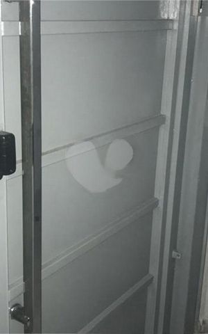 Casa à venda com 169m², 4 quartos e 2 vagas