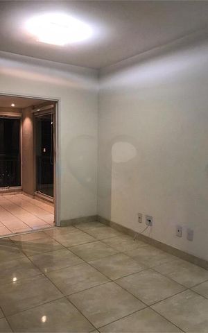 Apartamento à venda com 85m², 3 quartos e 1 vaga