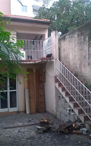 Casa à venda com 290m², 4 quartos e 4 vagas