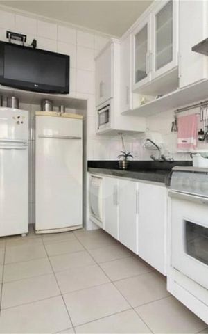 Casa à venda com 261m², 4 quartos e 4 vagas