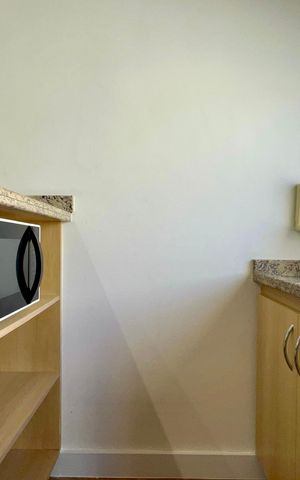 Studio para alugar com 33m², 1 quarto e sem vaga Studio para alugar com 33m², 1 quarto e sem vagaCozinha