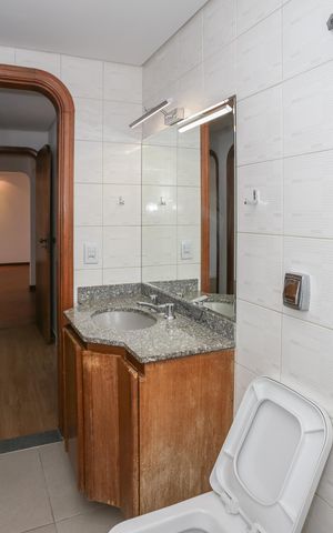 Apartamento para alugar com 167m², 3 quartos e 3 vagasBanheiro Social