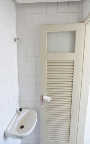 Apartamento à venda com 53m², 2 quartos e 1 vaga Apartamento à venda com 53m², 2 quartos e 1 vagaBanheiro de Serviço