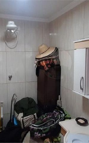 Casa à venda com 230m², 4 quartos e 2 vagas