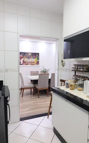 Apartamento à venda com 68m², 2 quartos e 1 vagaCozinha 