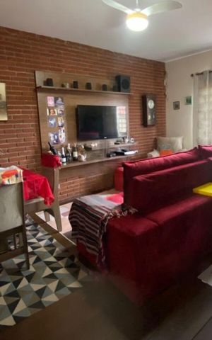 Casa à venda com 180m², 3 quartos e 4 vagas