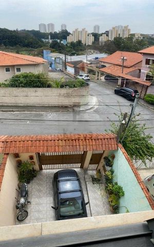 Casa à venda com 180m², 3 quartos e 4 vagas