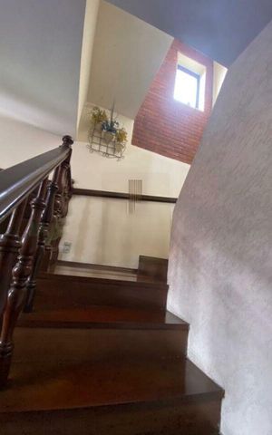 Casa à venda com 180m², 3 quartos e 4 vagas