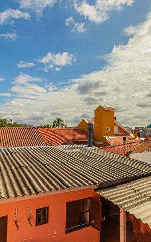 Casa à venda com 240m², 4 quartos e 3 vagas Casa à venda com 240m², 4 quartos e 3 vagasVista do Quarto 1