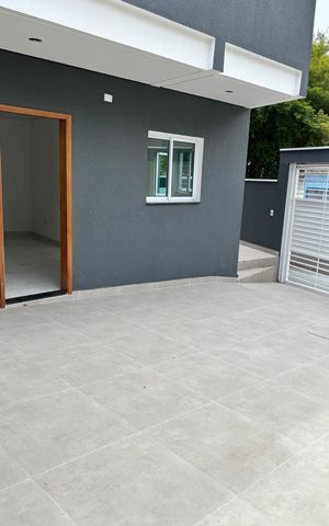 Casa à venda com 72m², 2 quartos e 2 vagasÁrea externa