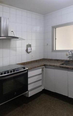 Apartamento para alugar com 230m², 4 quartos e 2 vagasCozinha 