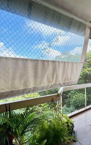 Apartamento à venda com 154m², 3 quartos e 2 vagas Apartamento à venda com 154m², 3 quartos e 2 vagasVaranda